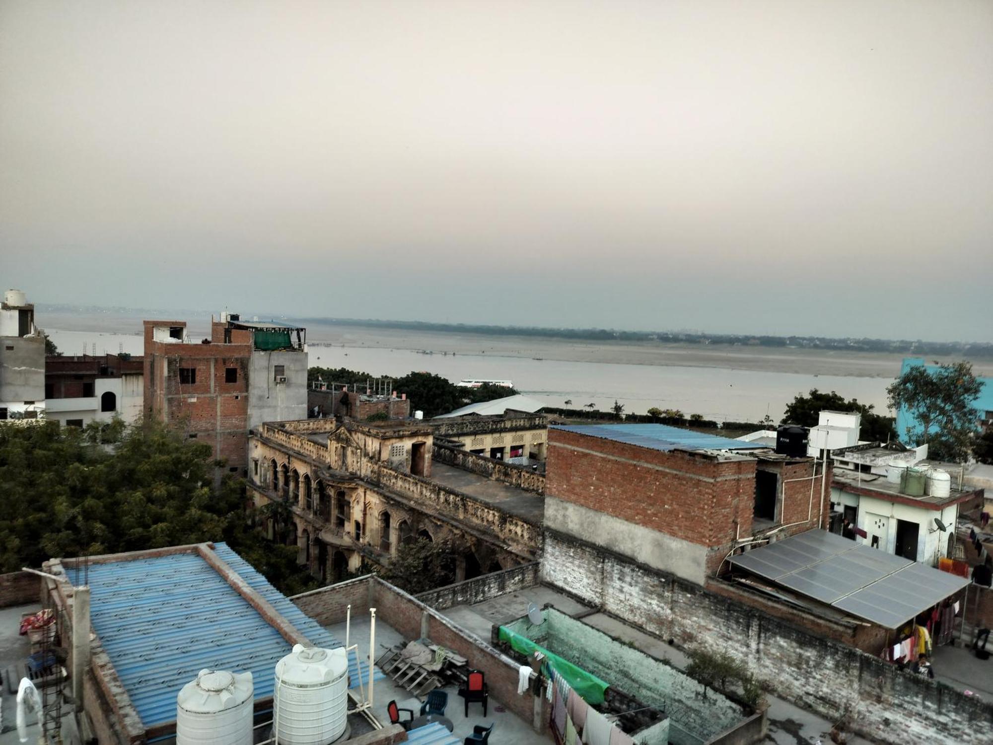 Bliss Guest House Assi Ghat Varanasi Exterior foto